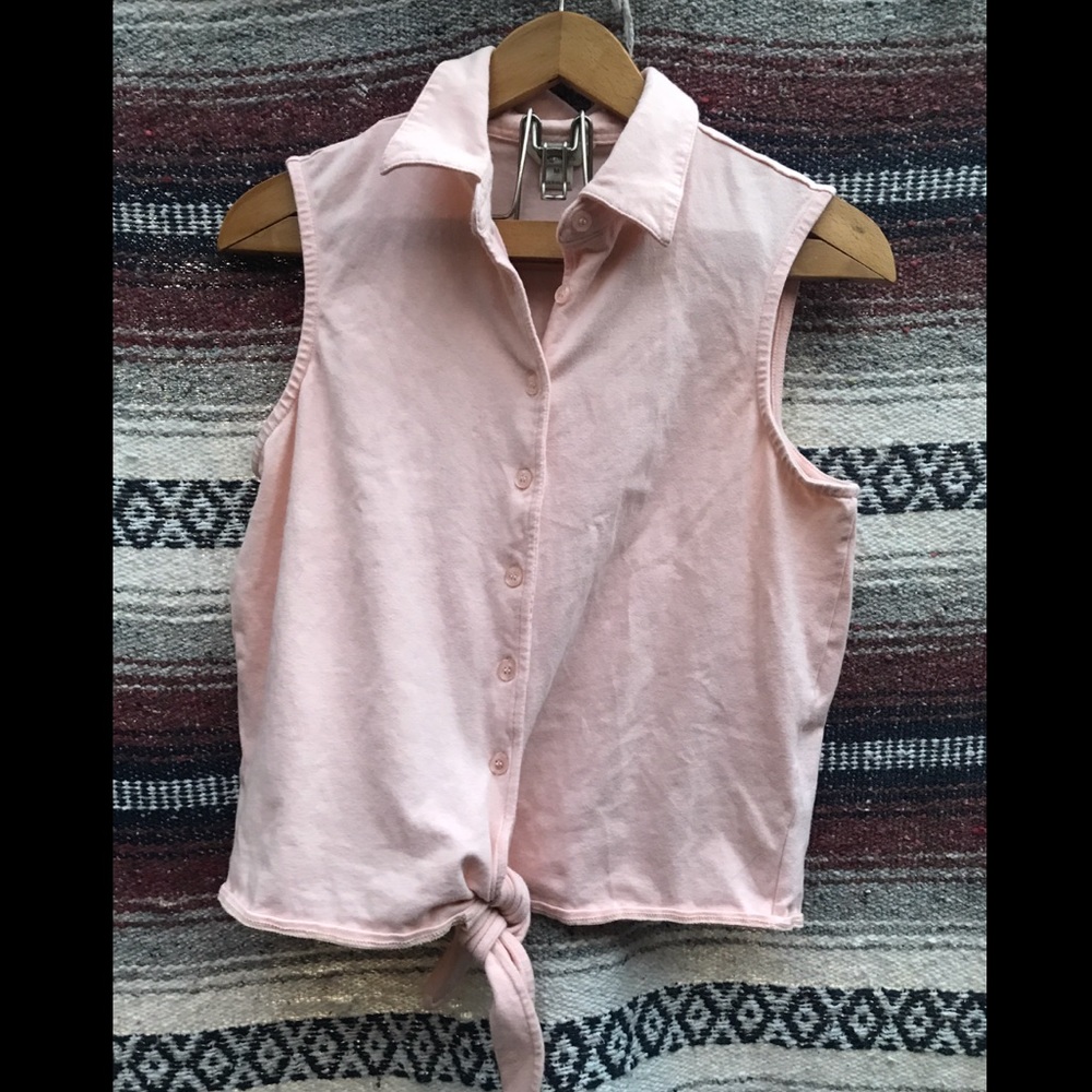 Vintage Blush Tie-Front Button up: M